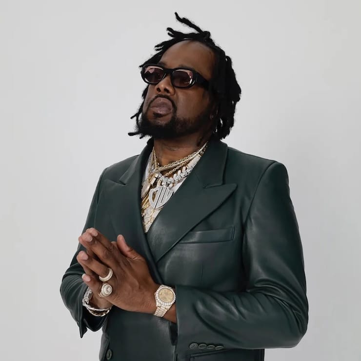 Press shot of Conway The Machine clasping his hands together, taken by Henry R. Jones II